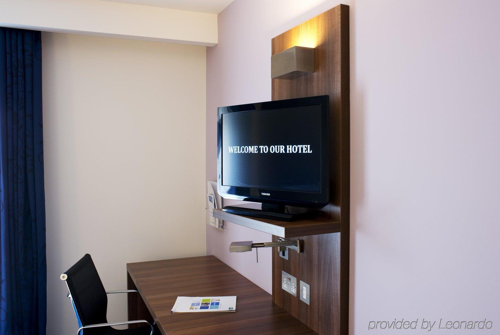 Holiday Inn Express Dunstable, An Ihg Hotel Chambre photo